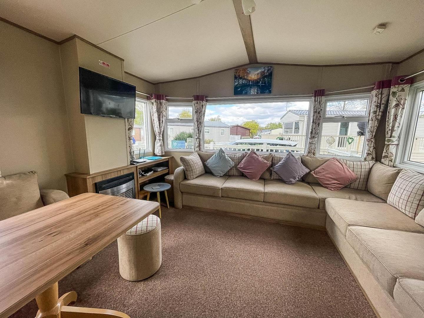 סאקסמונדהם Lovely 6 Berth Caravan With Decking At Carlton Meres In Suffolk Ref 60058M מראה חיצוני תמונה